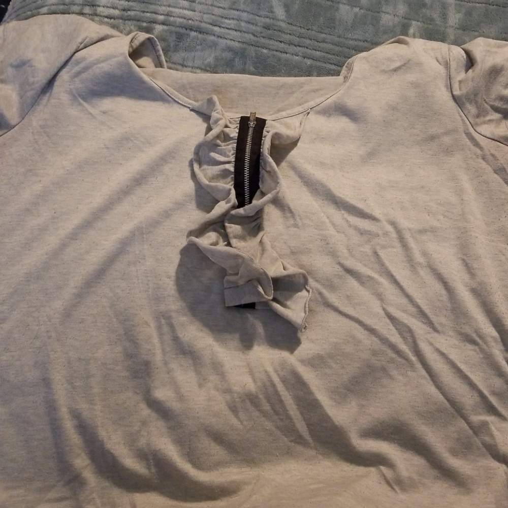 Gray Top
